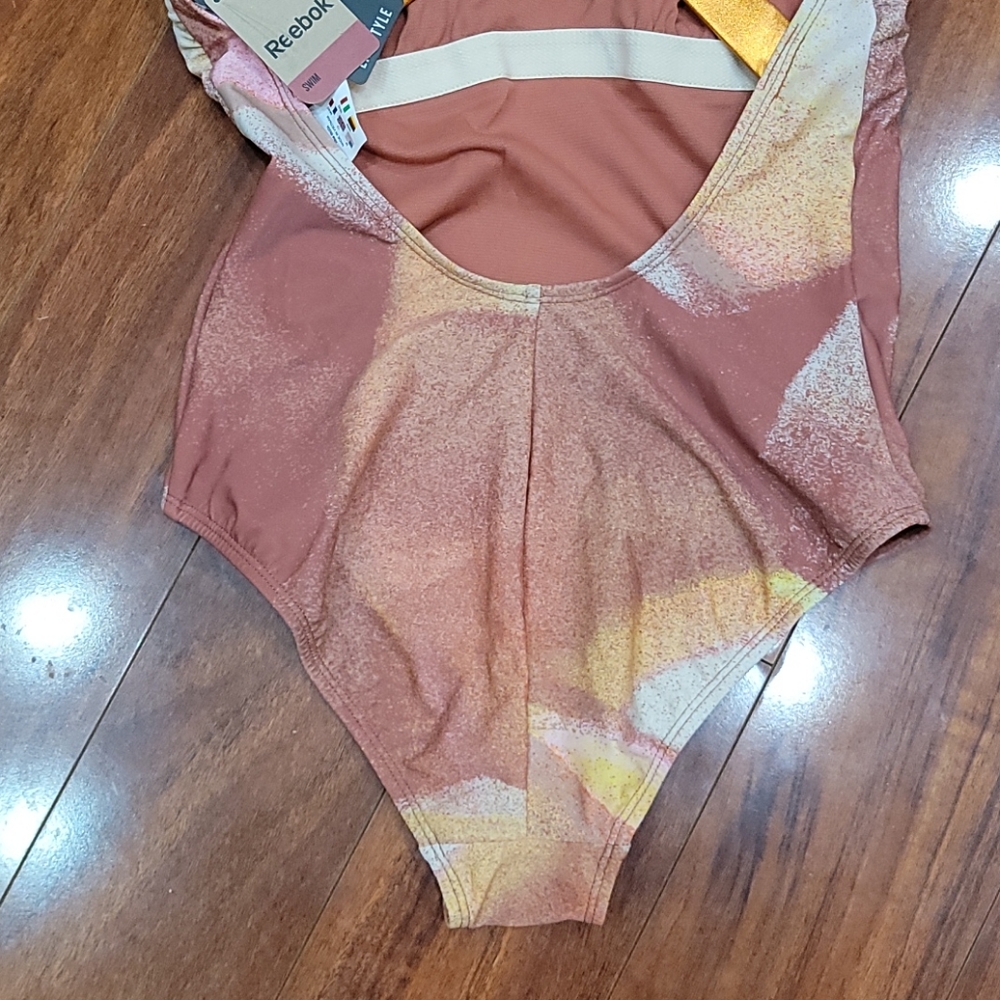 NWT size M Reebok 1 pc swimsuit - Picture 8 of 10